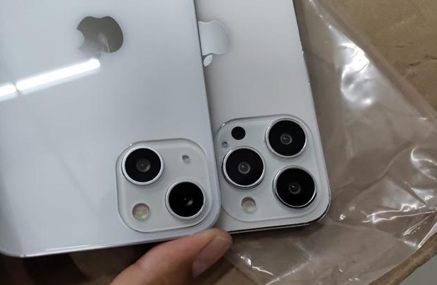 奇台苹果手机维修分享iPhone 13‌机模长什么样 