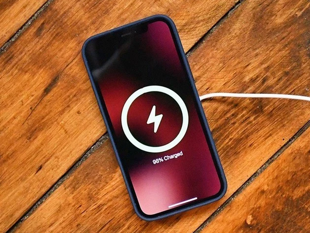 奇台苹果手机维修分享iPhone 12可以随便充电吗 